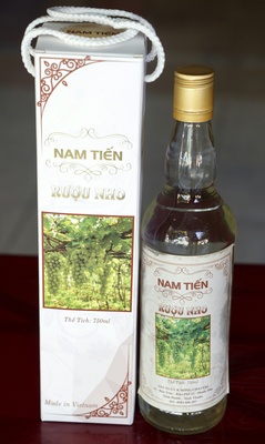 RƯỢU NHO 750ML (HKD NAM TIẾN)