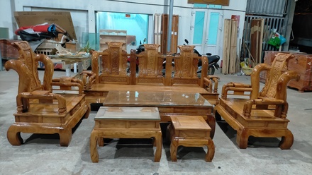 Bàn ghế gỗ tự nhiên 