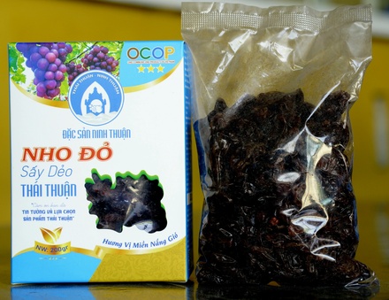 NHO ĐỎ SẤY DẺO THÁI THUẬN 200GR