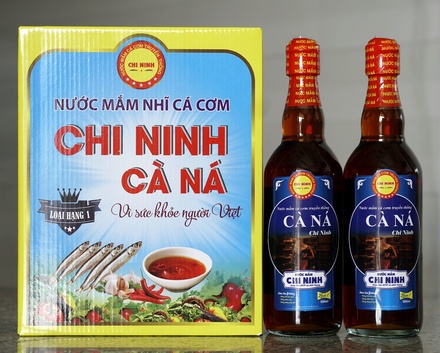 NƯỚC MẮM NHĨ CÁ CƠM 6 CHAI X 500ML (CHI NINH CÀ NÁ)