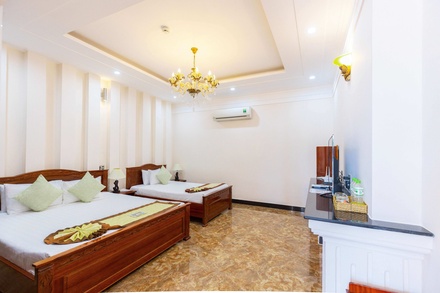 Phòng TRIPLE ROOM VIP (RESORT VĨNH HY)